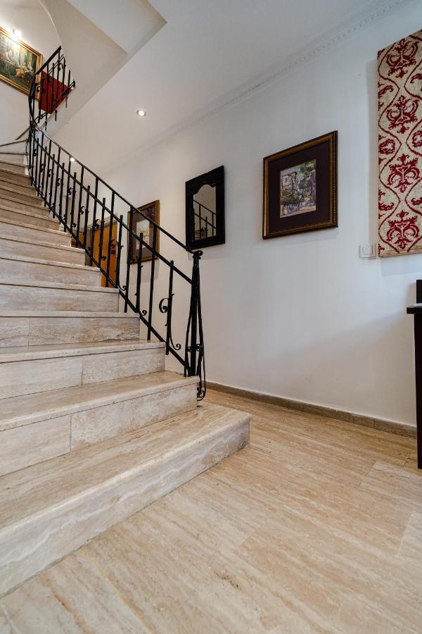 Sebnem Hotel Стамбул Экстерьер фото
